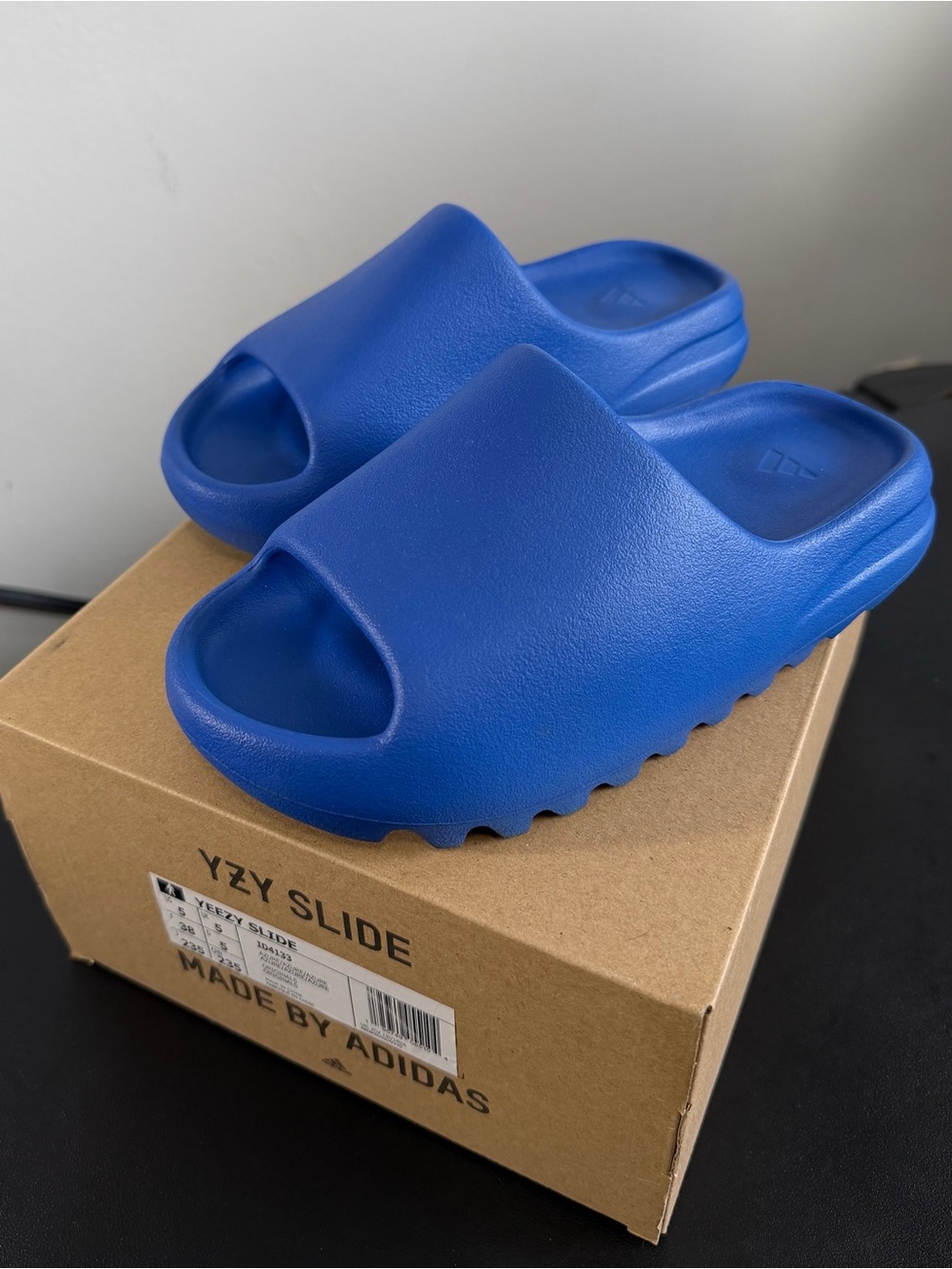 Adidas Yeezy Slide - Azure - Size 6 US (No Trades)
